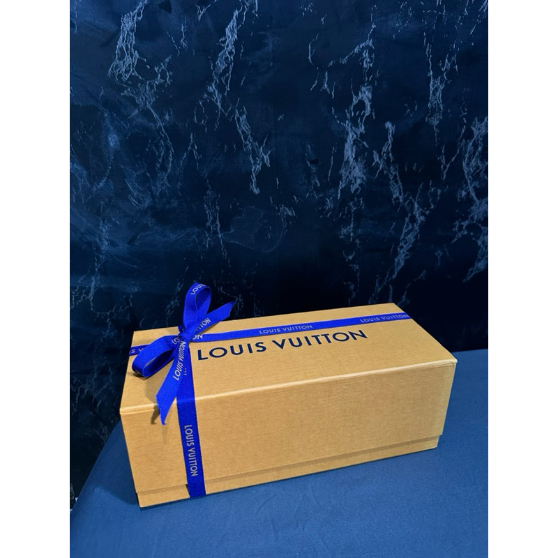 

box lv original butik