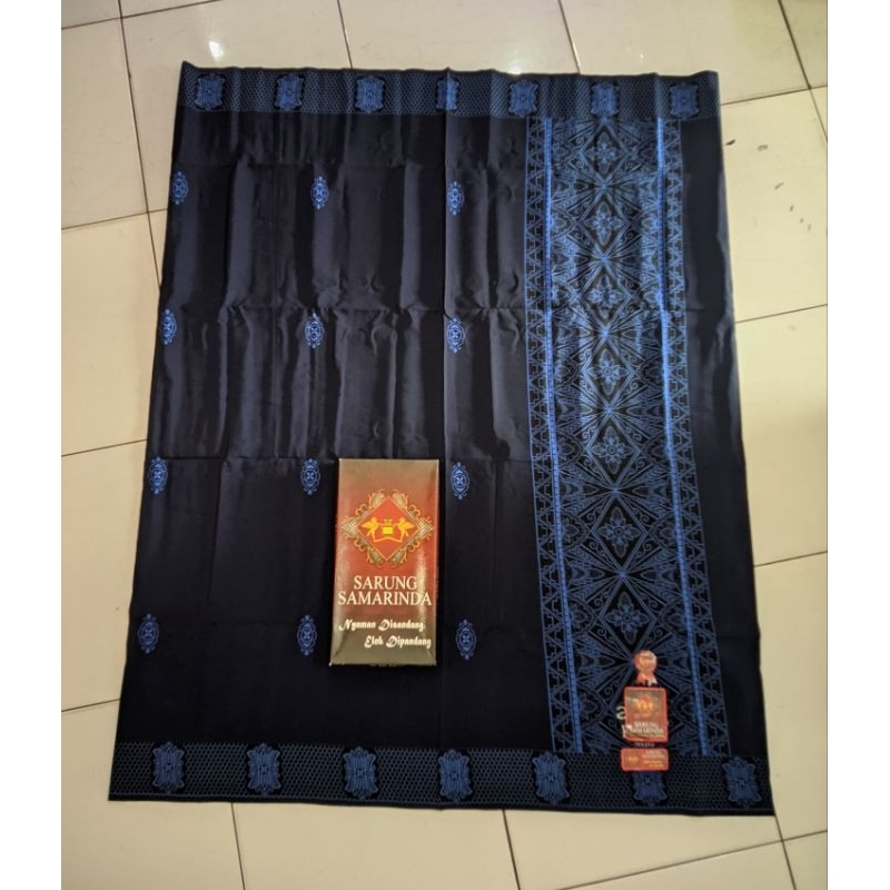 sarung HMM motif kembang