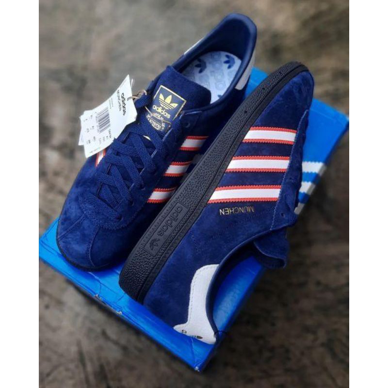 adidas Munchen edge