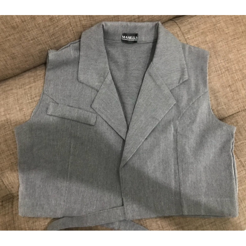 Preloved crop blazer