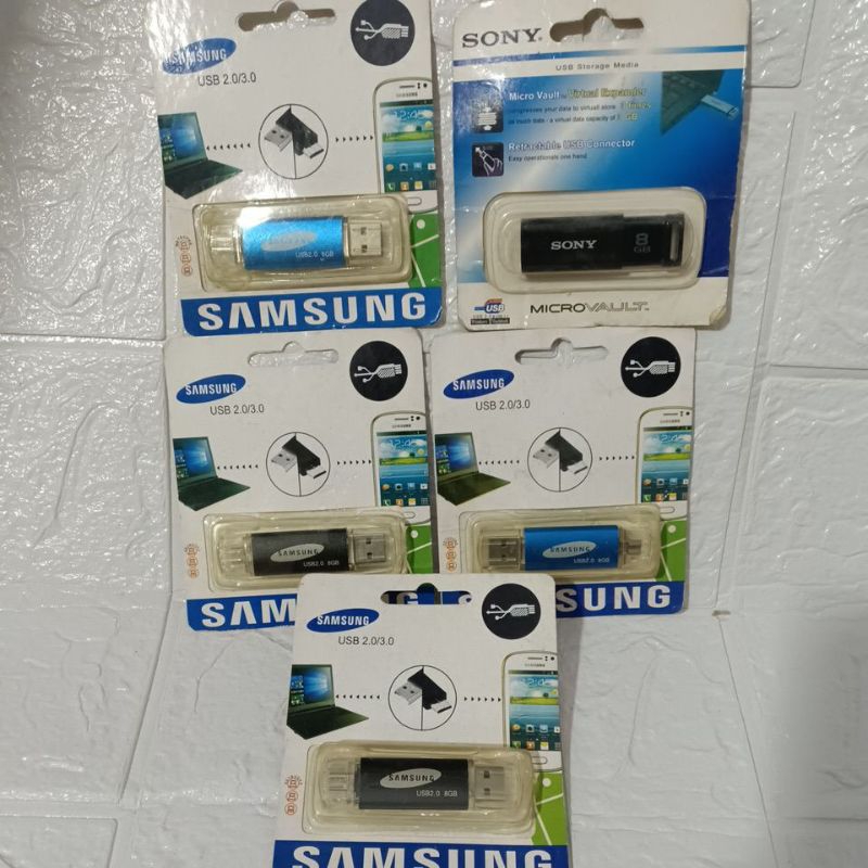 MEMORI FLASHDISK 8 GB SAMSUNG NEW