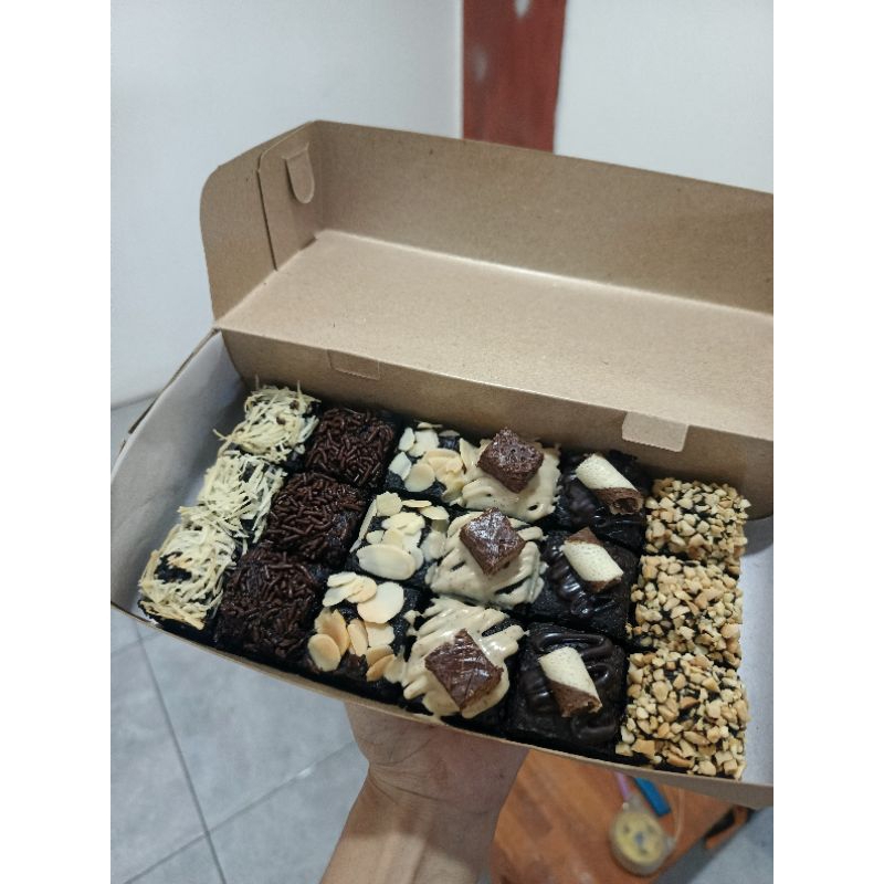

fudgy brownies uk 20*10