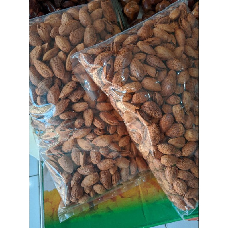 

kacang almond cangkang rasa susu/ 1kg