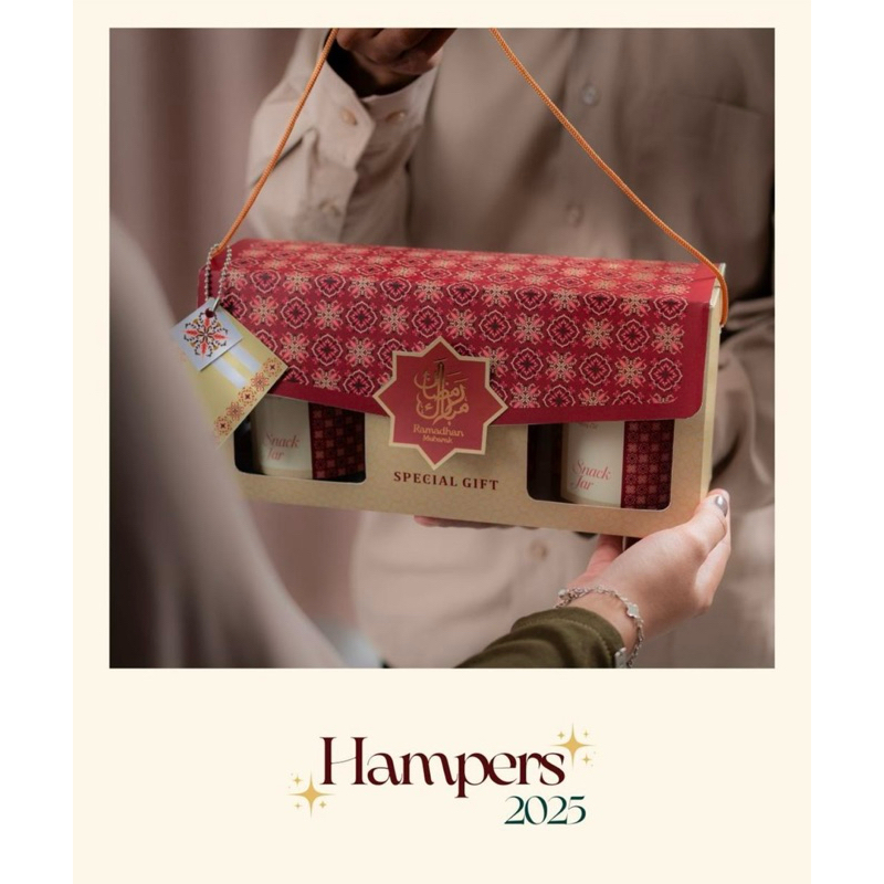 

Hampers Lebaran Idul Fitri 2025 isi 3 jar snack kekinian