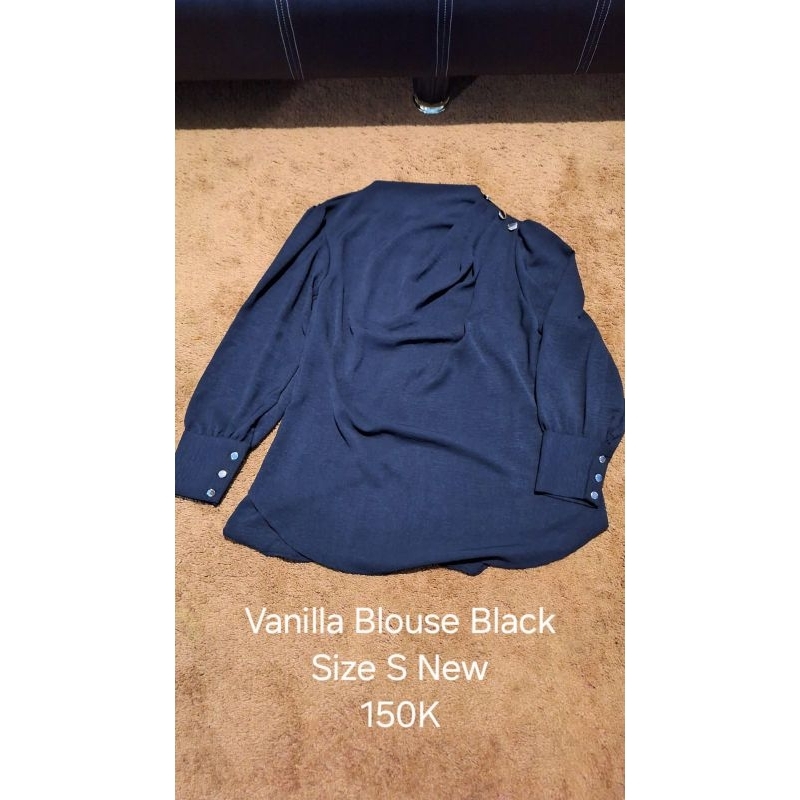 Preloved Vanilla Hijab Blouse size S