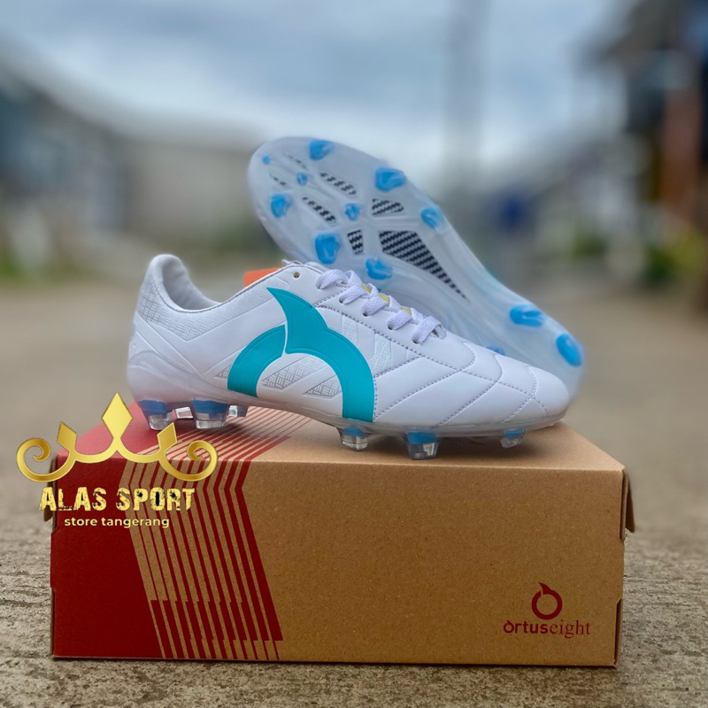 Sepatu Bola ortus Jogosala rampege Sepatu olahraga pria dewasa warna putih terbaru