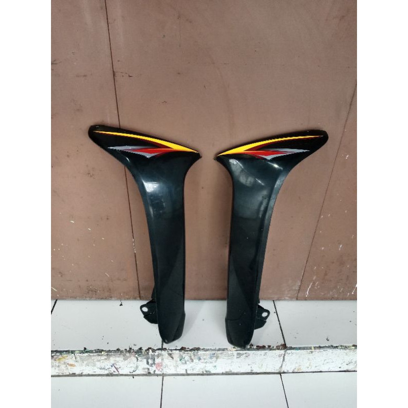 sayap luar Supra X Supra Fit lama bekas original