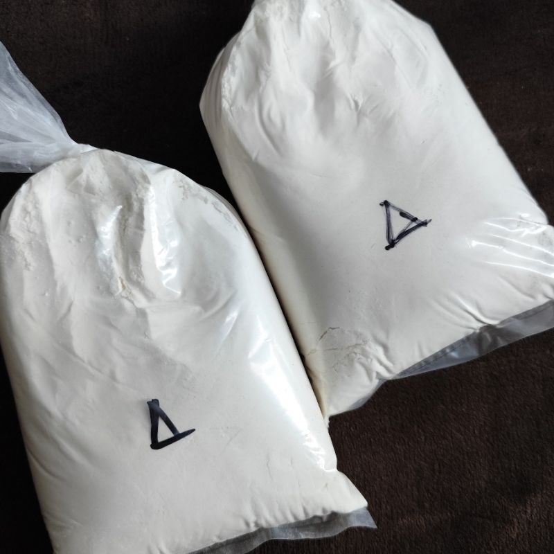 

TEPUNG TERIGU SEGITIGA CURAH @1KG