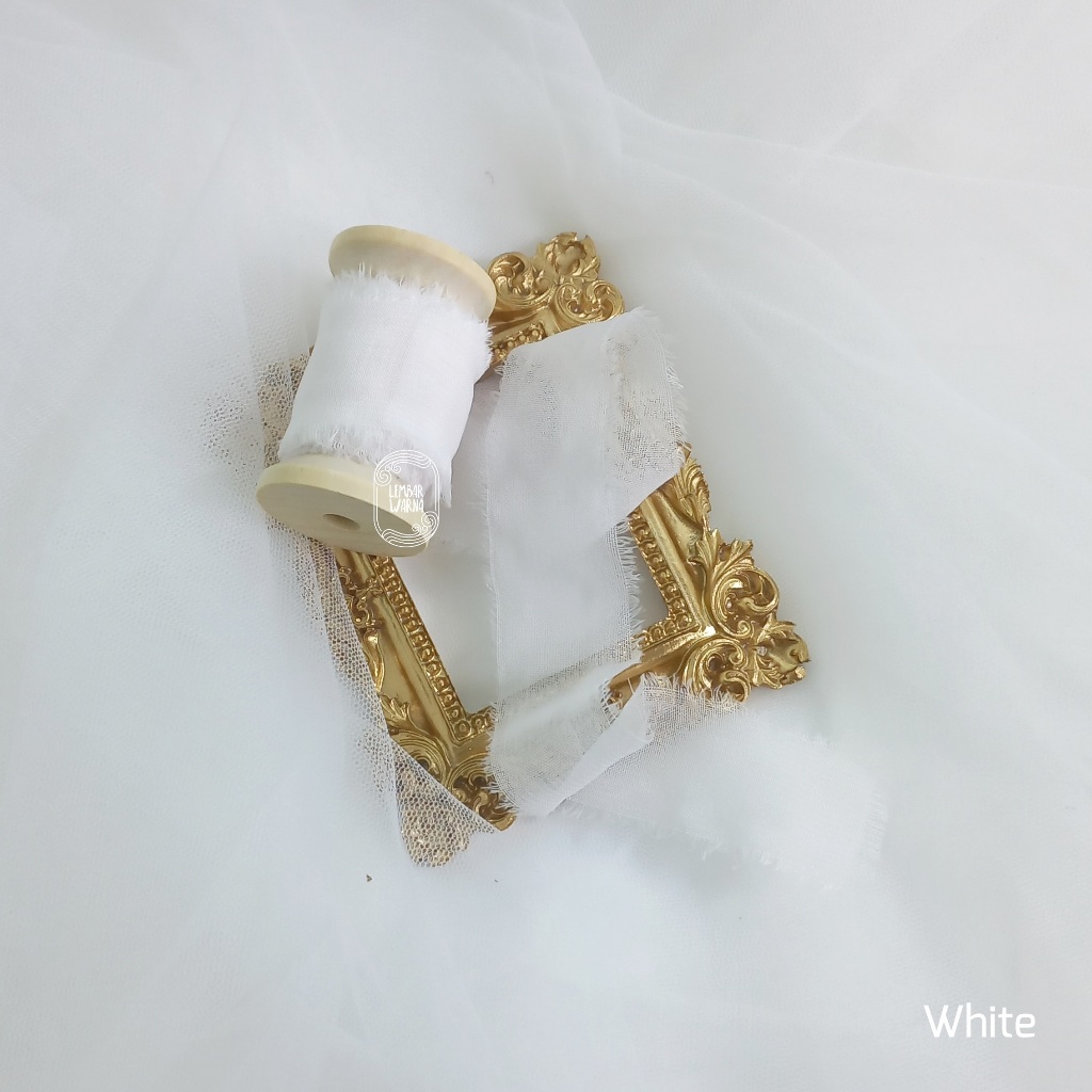 

White - Silk Ribbon / pita undangan wedding calligraphy hampers buket keepsake