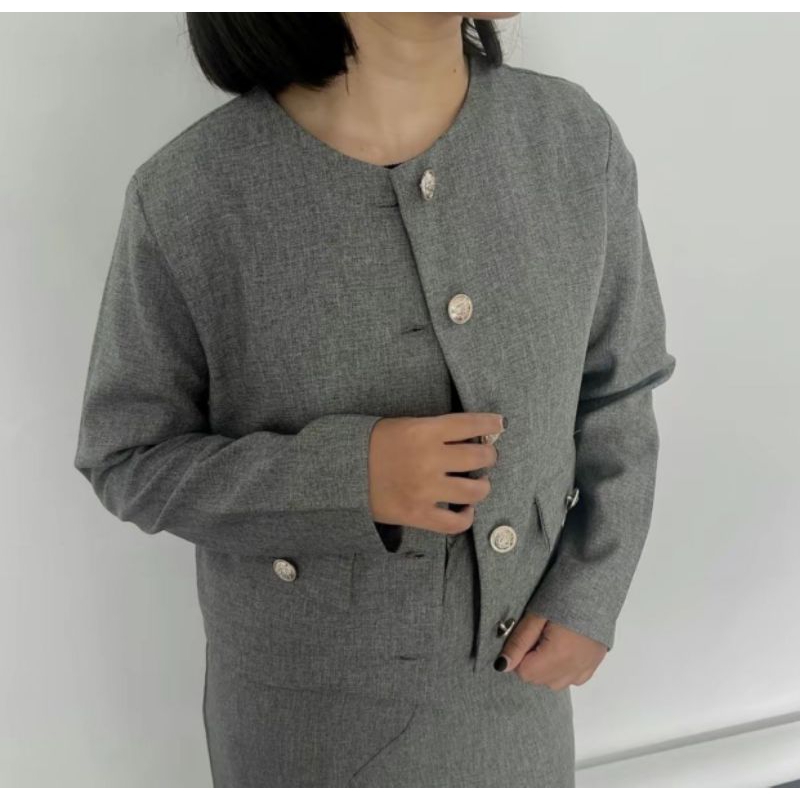 LUXEE BLAZER OUTER WANITA CROP / BLAZER KANTOR WANITA FORMAL