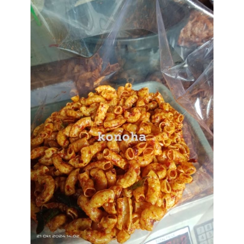 

1kg makroni keriuk rasa pedas daun jeruk senek