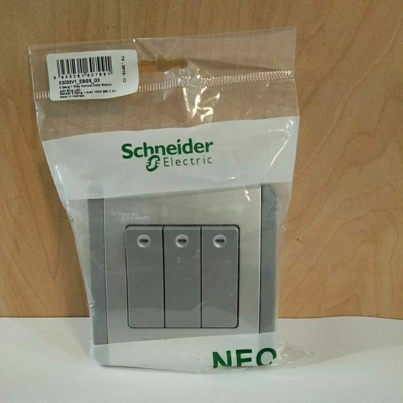 Saklar Triple Schneider NEO Abu-Abu