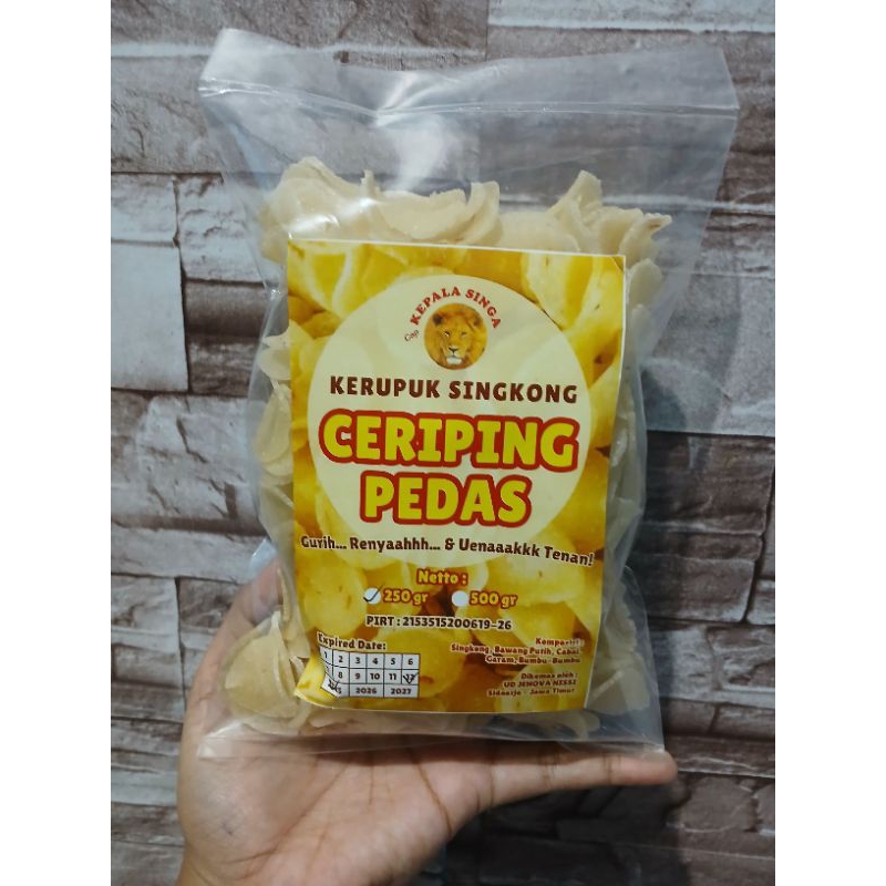 

Kerupuk Singkong Ceriping Pedas Cap Kepala Singa 250 gram