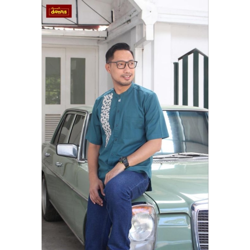 KOKO DEWASA DANNIS KATUN