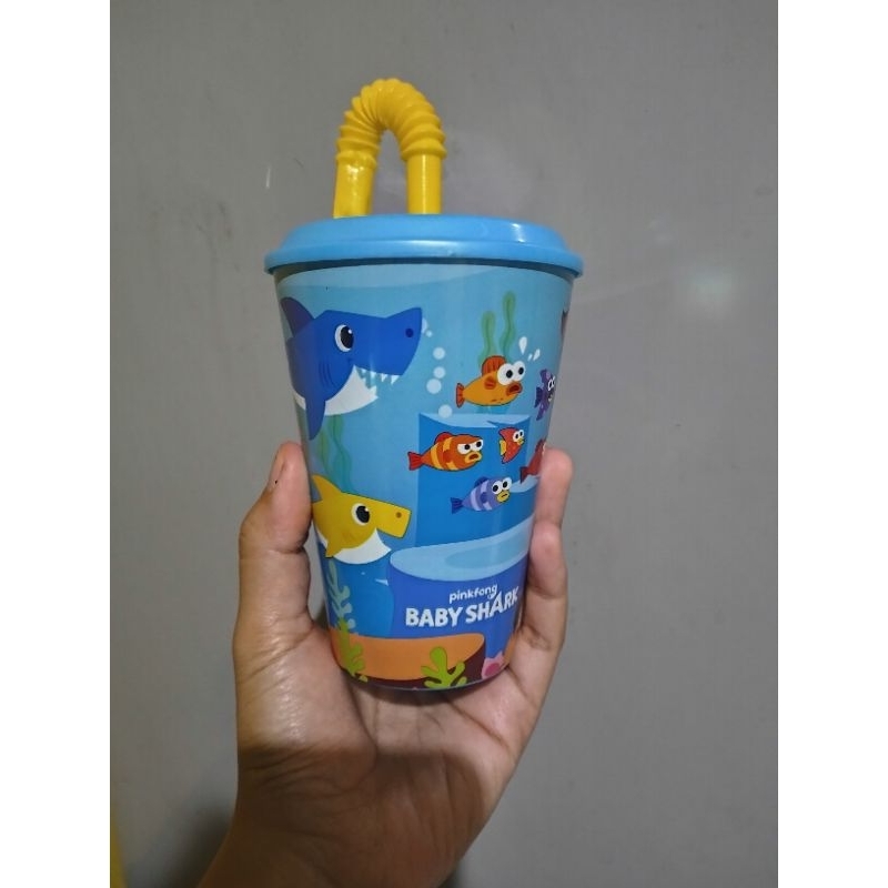 botol minum baby shark preloved