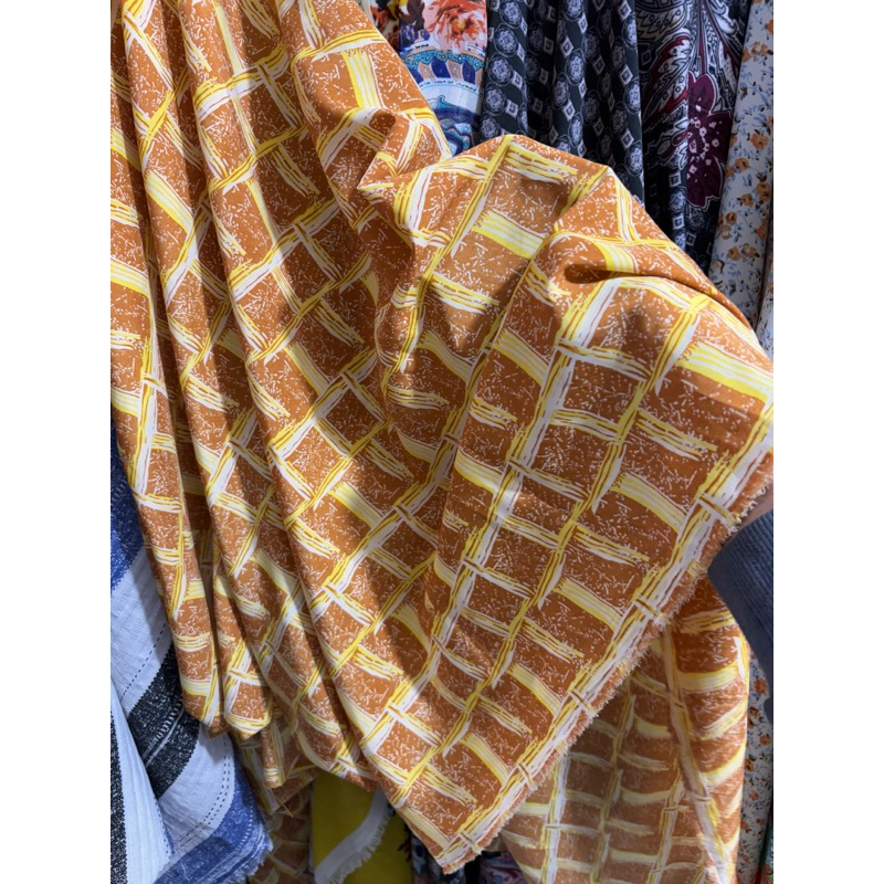 kain saten motif premium - kain bahan saten - kain bahan motif - kain saten meteran - kain premium -