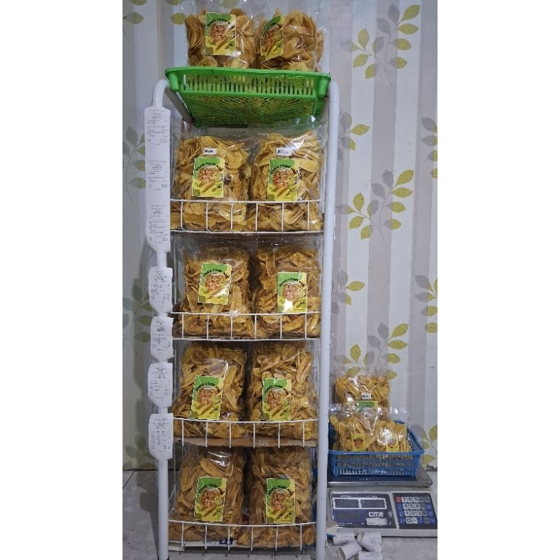 

Keripik pisang (kepok) 1kg / Keripik pisang renyah manis asin gurih / kripik pisang enak / kripik pisang oleh oleh khas lumajang home made tanpa pengawet