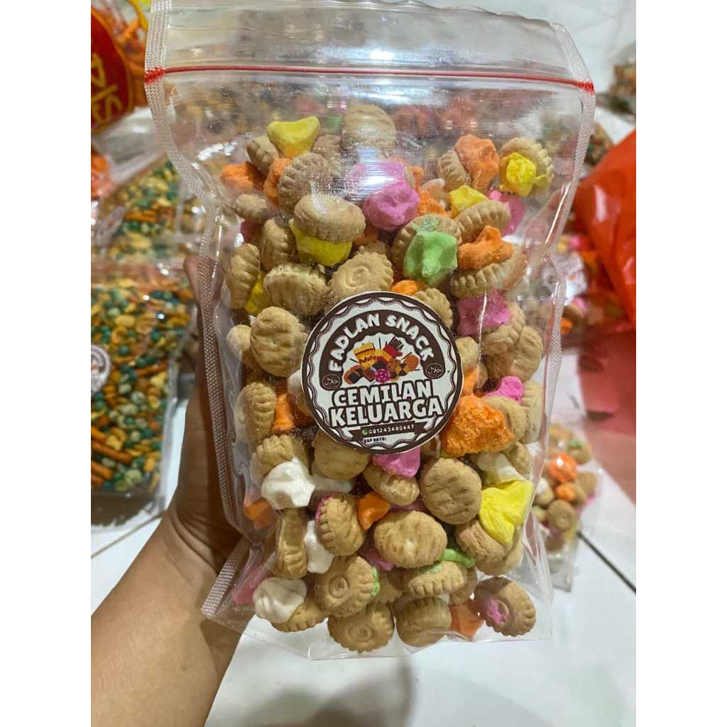 

SNACK KILOAN 150 GRAM BISKUIT GEM VANILA | CEMILAN MURAH