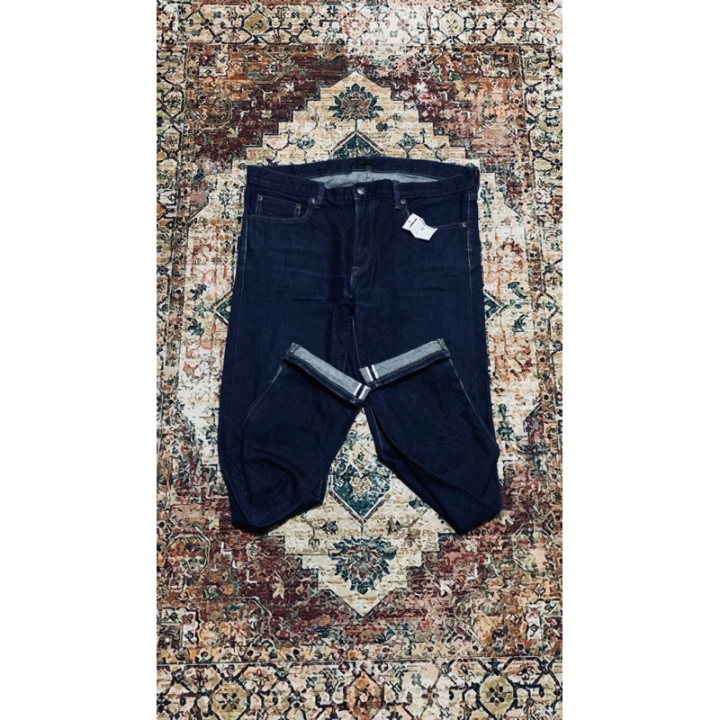Celana Panjang Jeans Uniqlo Selvedge Indigo Blue Original (34)
