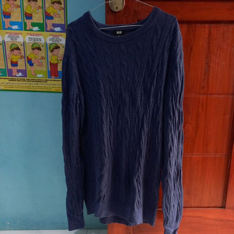 PRELOVED RAJUT KEPANG UNIQLO