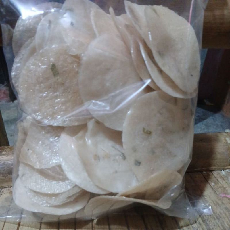 

PROMO!!Kerupuk bawang/kerupuk aci/0pak aci gurih mengembang isi 50