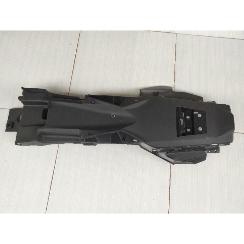 fender B rr spakbor belakang B kolong bawah cbr150r cbr 150r facelift original
