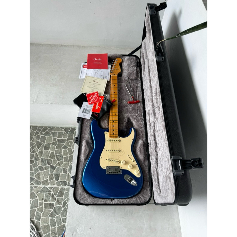 Fender american ultra stratocaster cobra blue