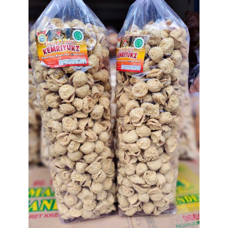

Kenipik Tahu Kemriyukz 500gr
