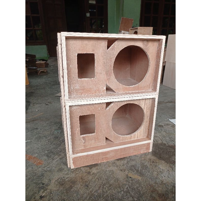 BOX LINE ARRAY 8 INCH DOBLE