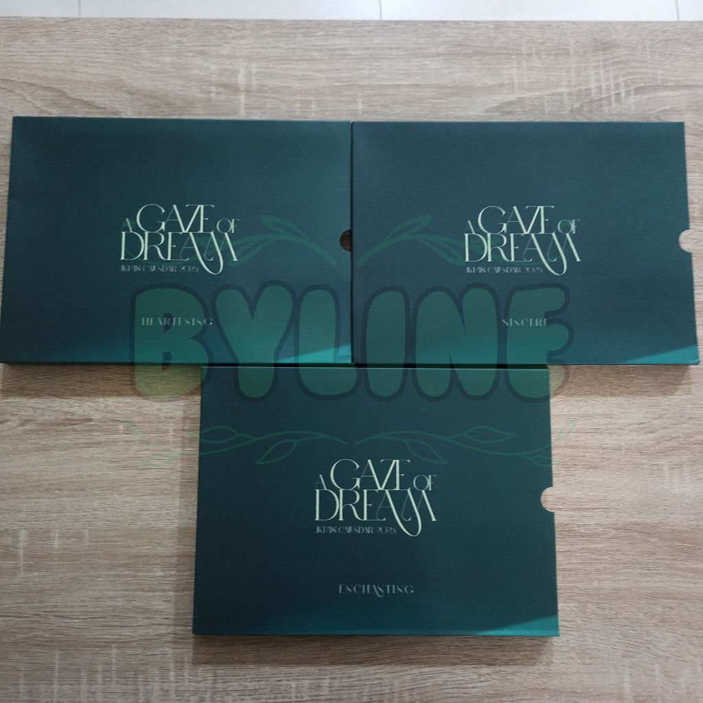 

JKT48 2025 Calendar “A Gaze Of Dream” 2025 / Calendar Only (Official)