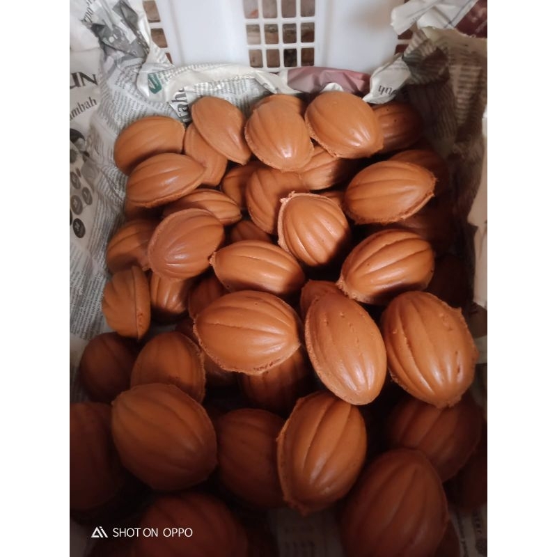 

Bolu Klemben Gula Aren Khas Banyuwangi