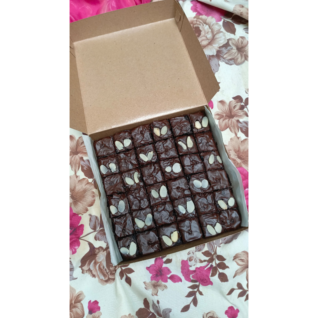 

Fudgy Brownies khusus Reseller