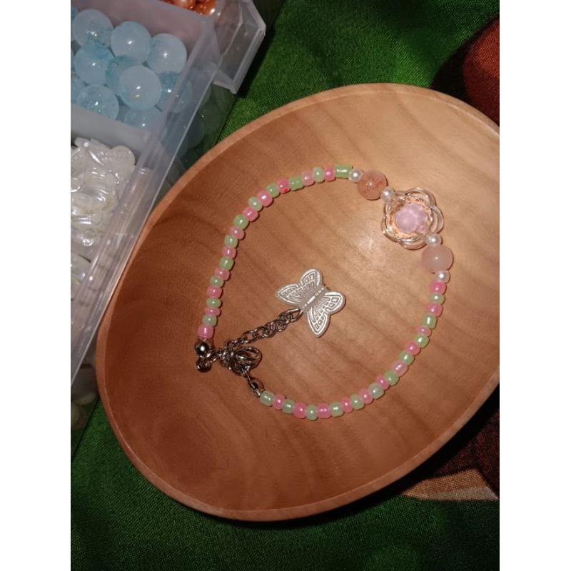gelang manik manik cute