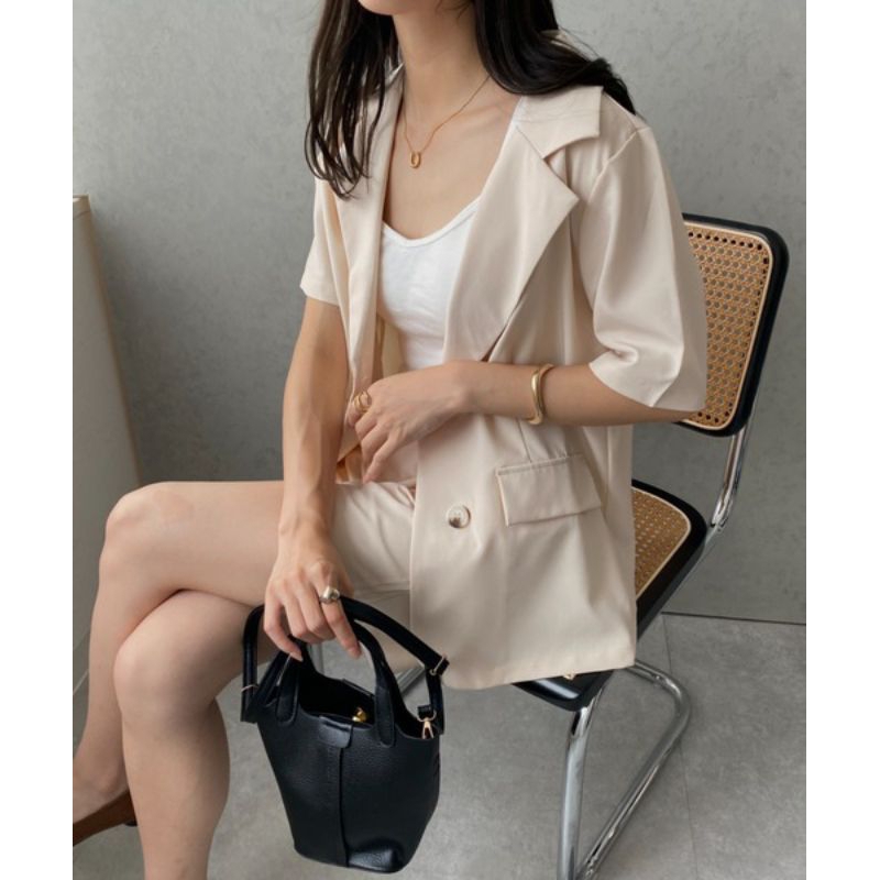 Blazer Fashion Korea Outer Wanita Casual Lengan Pendek