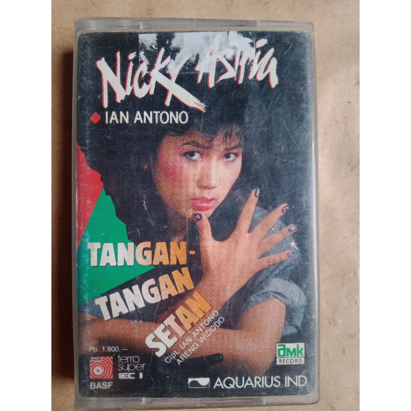 kaset tape Nicky astria