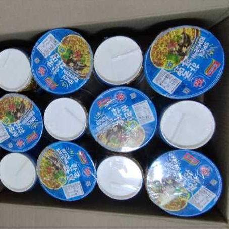 

1 dus isi 12- Popmie Korean Spicy Ramyeon & fiery chickin