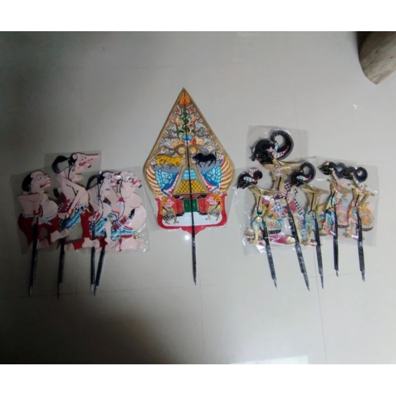 SATU SET WAYANG KULIT GUNUNGAN, PANDOWO LIMO, PUNOKAWAN