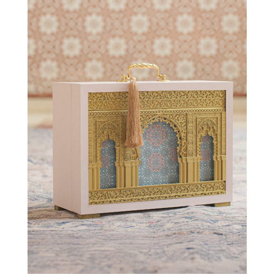 

BOX HAMPERS LEBARAN - SEJUTA RAYA