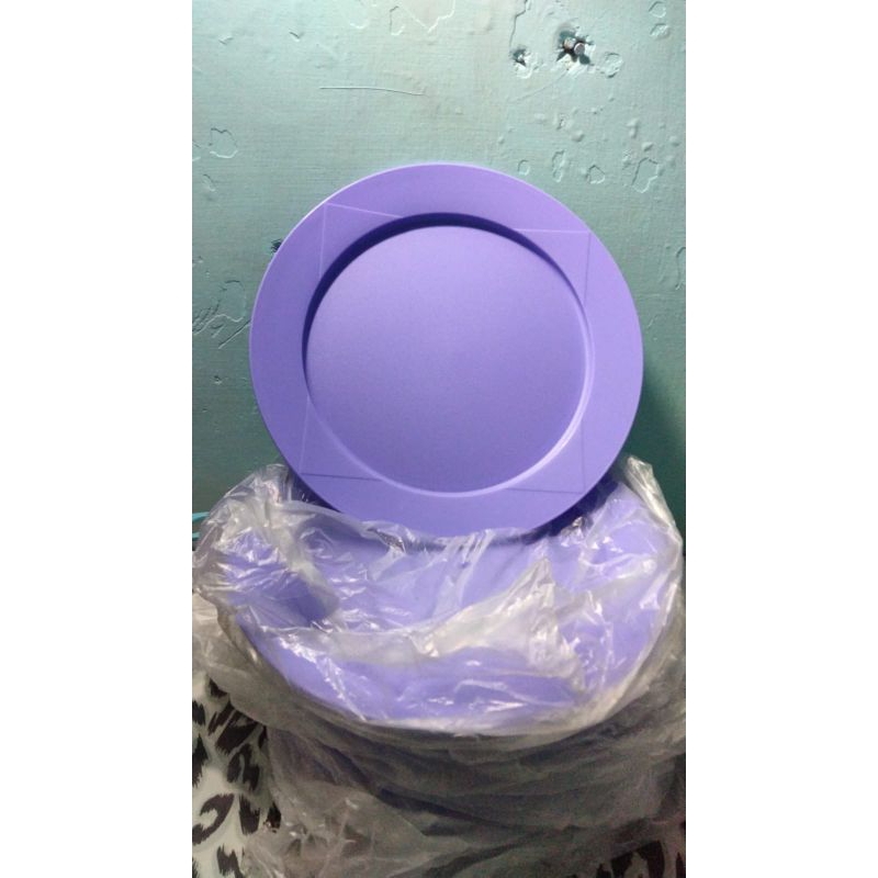 piring Tupperware