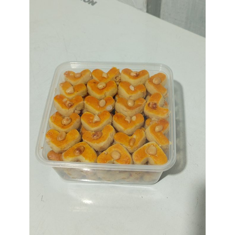 

kue kacang. kue kering