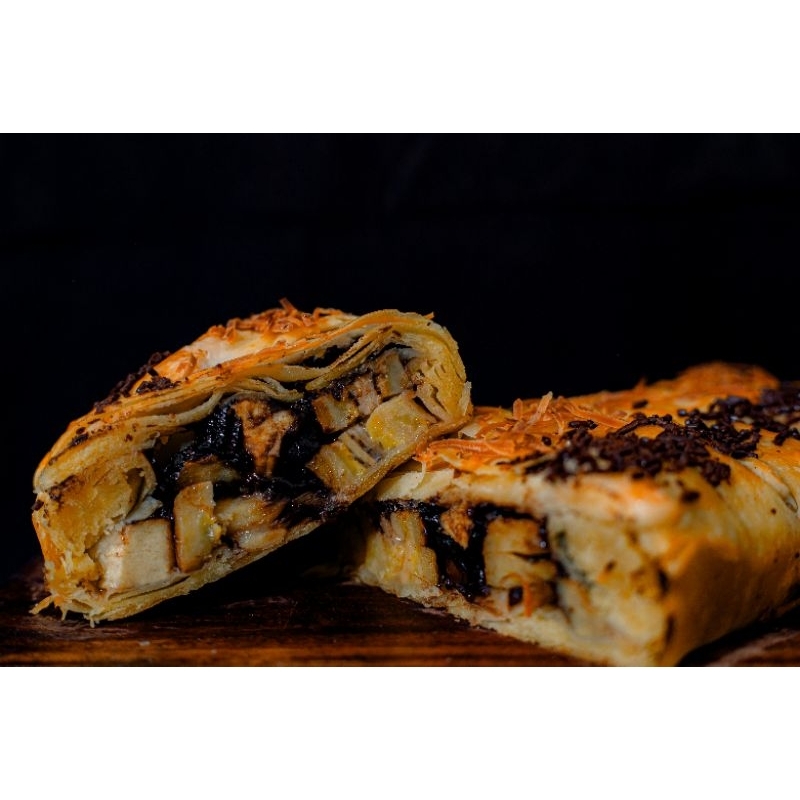 

Banana Strudel coklat keju