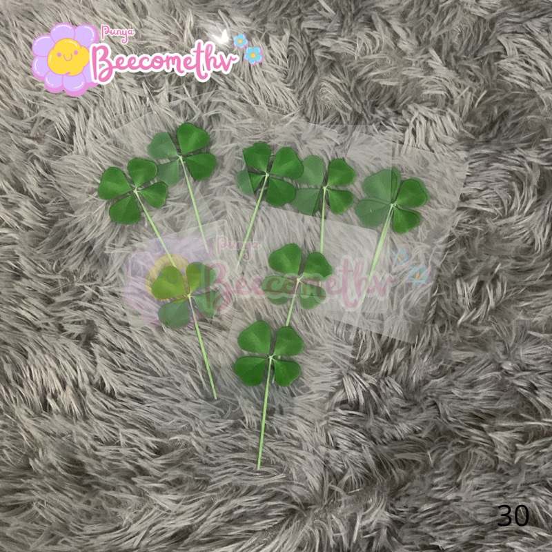 

READY Print Daun clover keberuntungan | Pembatas buku