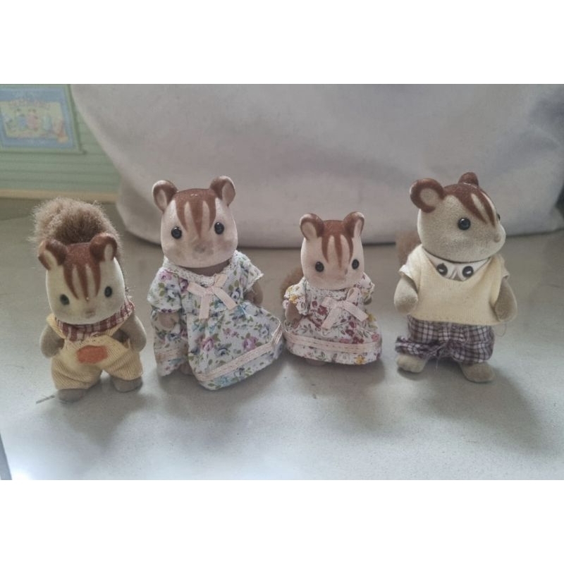 preloved Sylvanian Family: Walnut Squirrel (2004 rare)