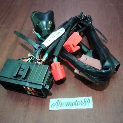 RUMAH SEKERING/KABEL BODY BAGIAN ACCU  VARIO 110 F1 ISS 32102RUMAH SEKERING/KABEL BODY BAGIAN ACCU  