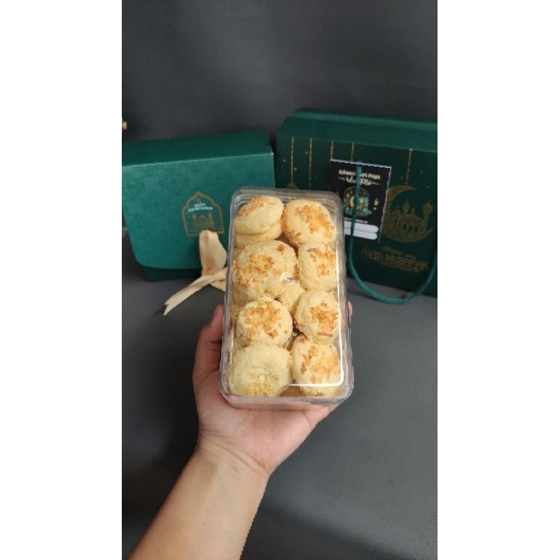 

Sagu keju Krenyes gurih