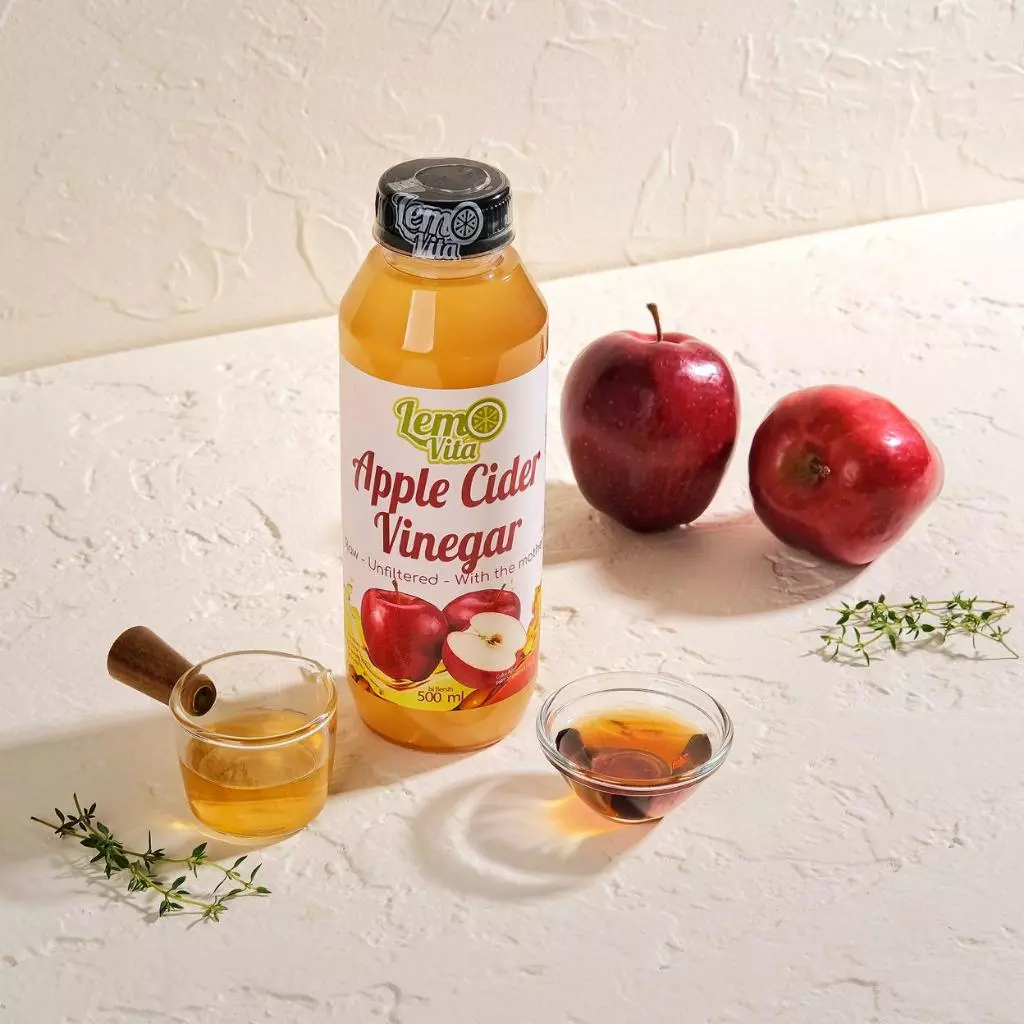 

Lemovita Cuka Apel 500 mL / Apple Cider Vinegar With The Mother