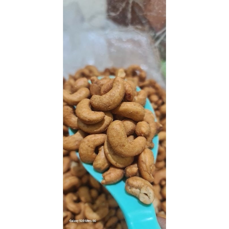 

Kacang Mede Jumbo