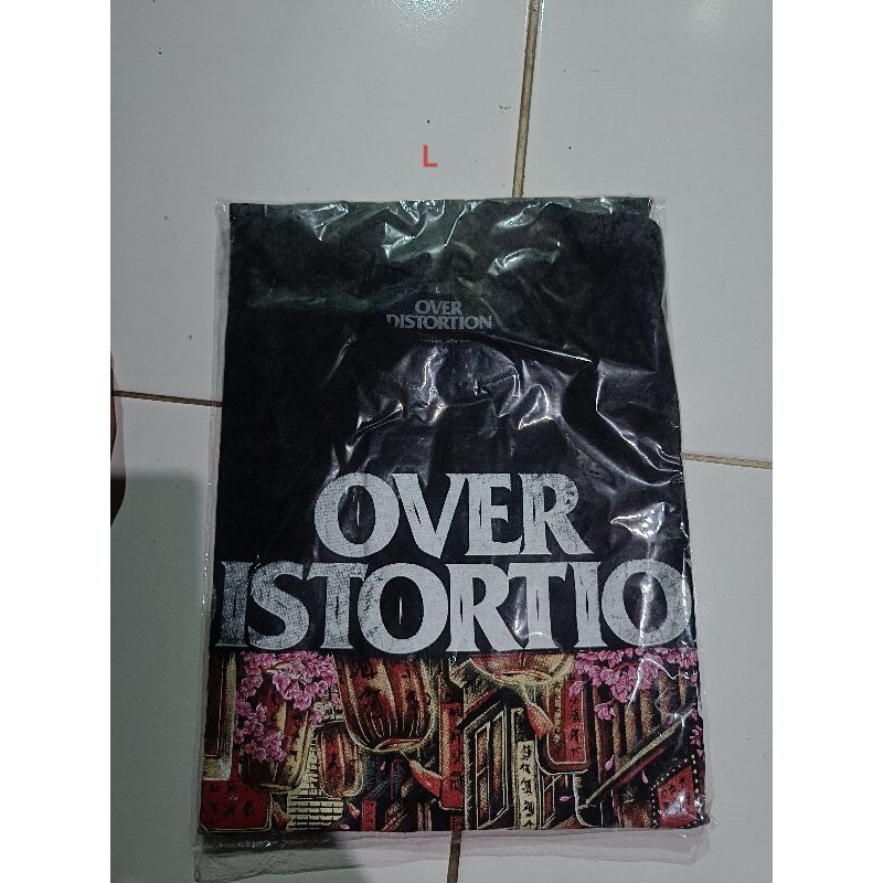 kaos over distortion