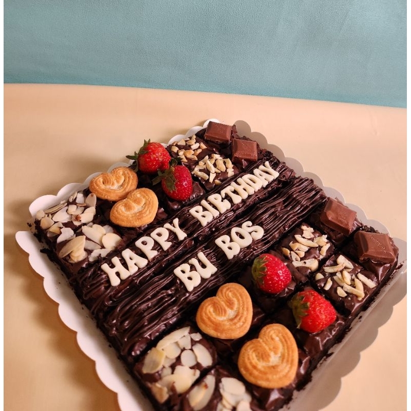 

fudgy brownies custom