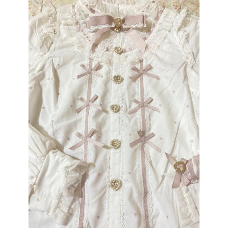 dupe lizlisa heart dot blouse